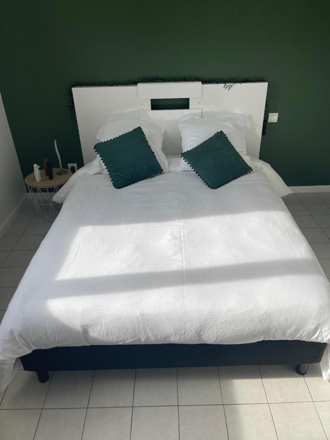Au Jardin De Papy Guest House Veranne Luaran gambar